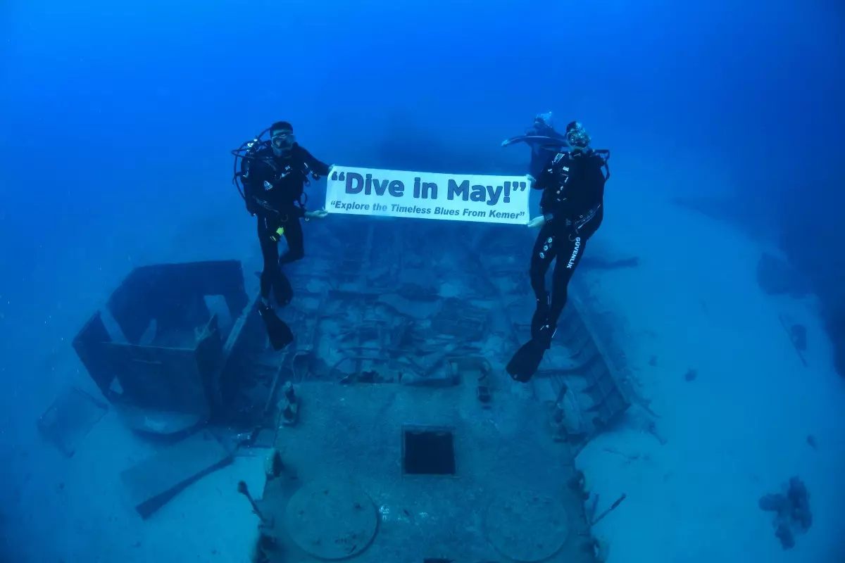 Kemer’de SG-120 Botuna Anı Dalışı Gerçekleştirildi