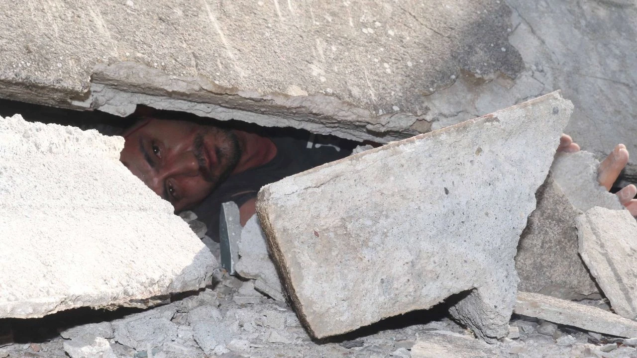 Antalya’da 5.8 Büyüklüğünde Deprem Senaryosu Tatbikatı