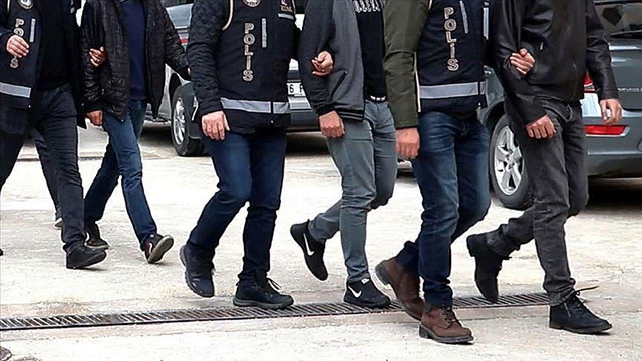 İzmir dahil 50 ilde FETÖ operasyonu