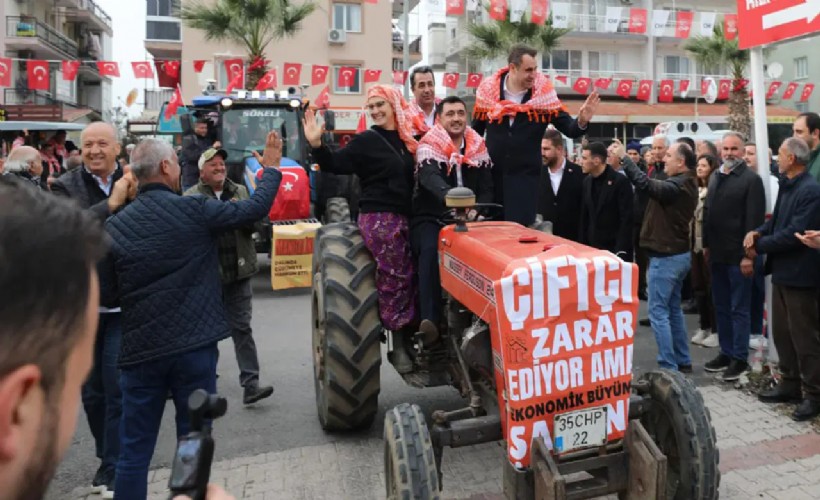 İzmir’de çiftçilerden traktörlü eylem