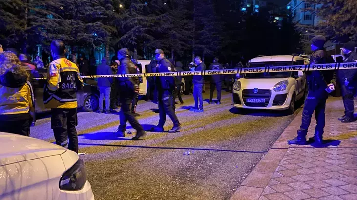 Kurye kılığında cinayet! Cezaevinden çıkan adam ailesini katletti
